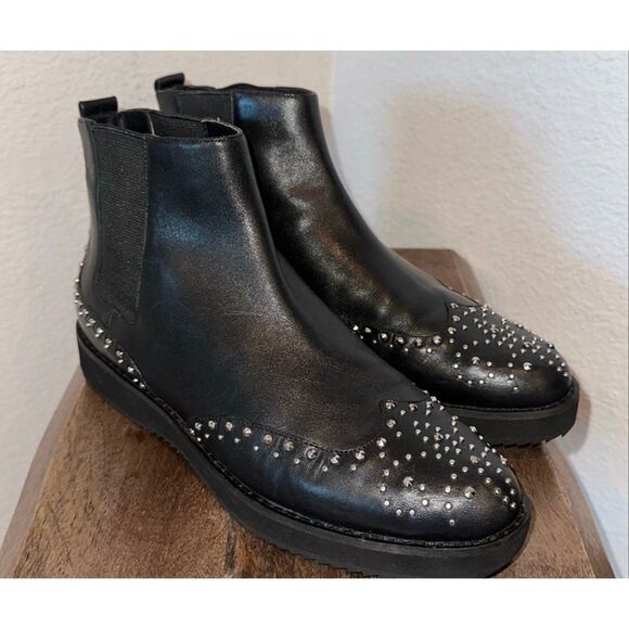 Micheal Kors black silver studded soft boots size 7 - Picture 1 of 8